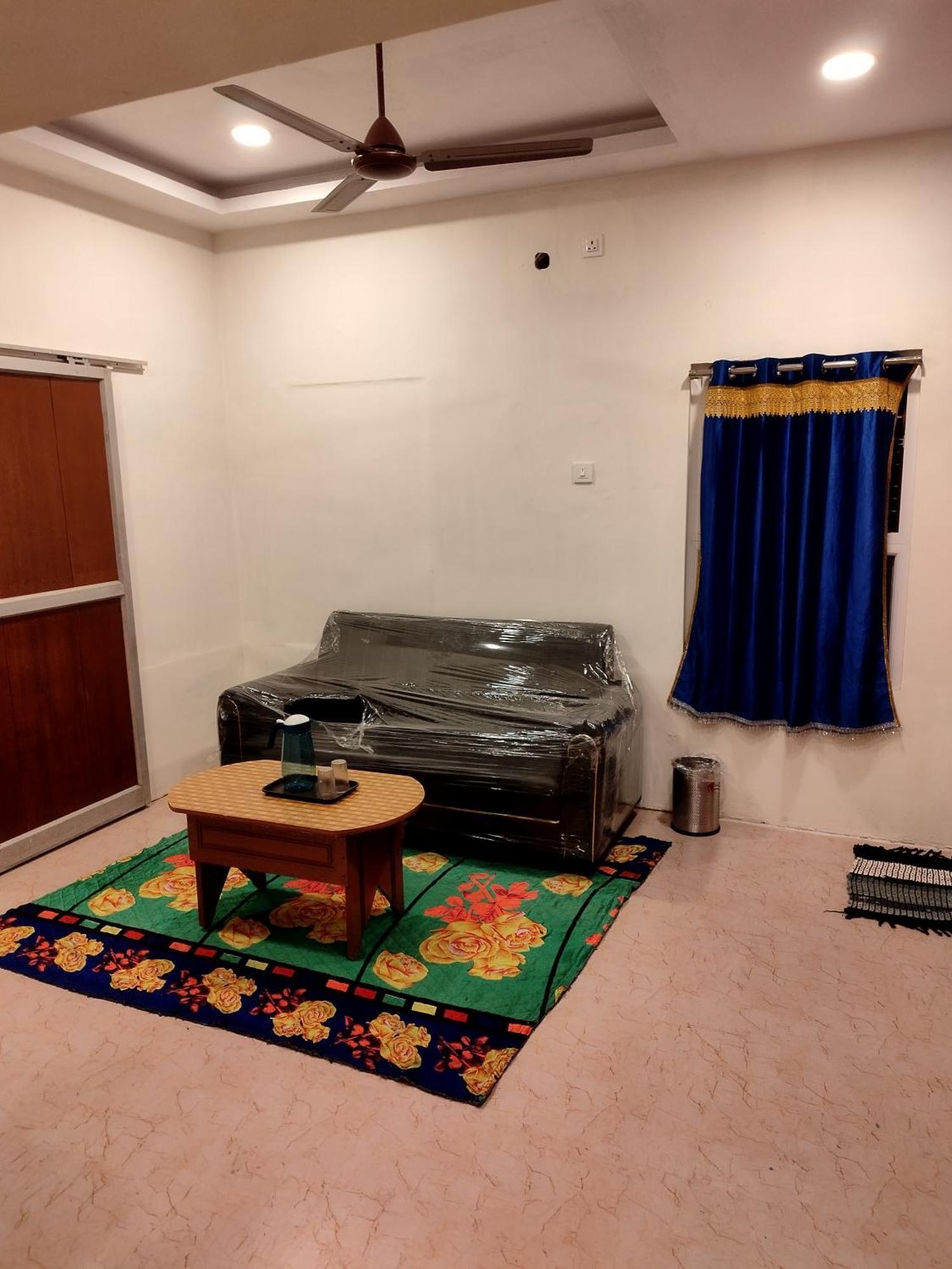 Aishwaryam Home Stay 마두라이 외부 사진